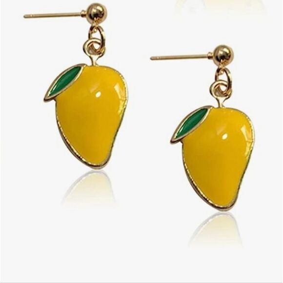 🔺️NIB Yellow Lemon Dangling Drop Earrings - Picture 1 of 12